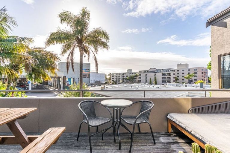 Photo of property in 3/5 Campbell Road, Takapuna, Auckland, 0622