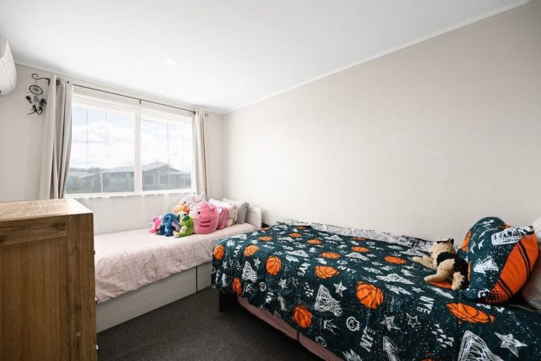 Photo of property in 49 Crawshaw Drive, Nawton, Hamilton, 3200