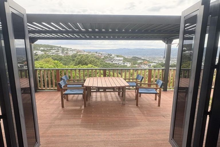 Photo of property in 19 George Gee Drive, Korokoro, Lower Hutt, 5012