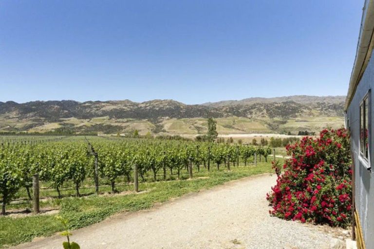 Photo of property in 1034 Luggate-cromwell Road, Mount Pisa, Cromwell, 9383