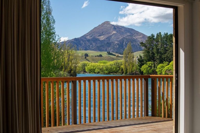Photo of property in 68 Alison Avenue, Albert Town, Wanaka, 9305