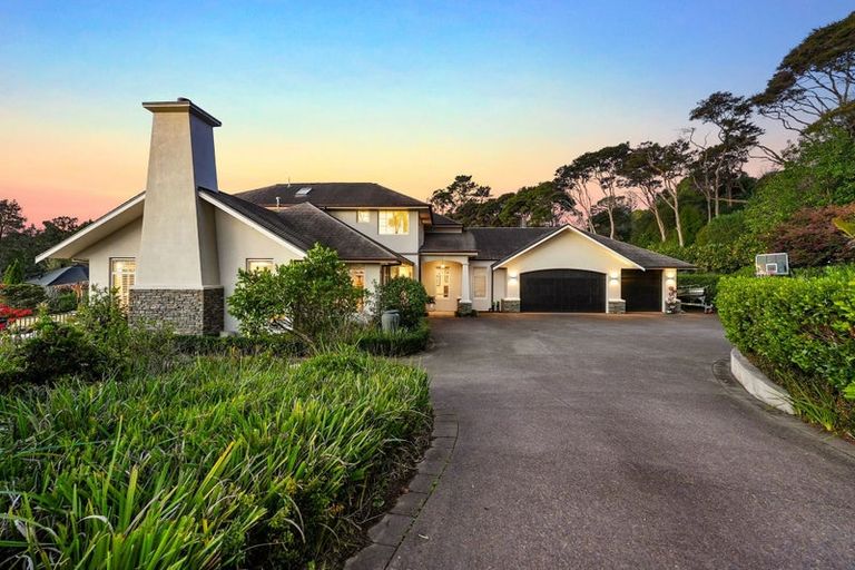 Photo of property in 1 Pearson Road, Whitford, Howick, 2571