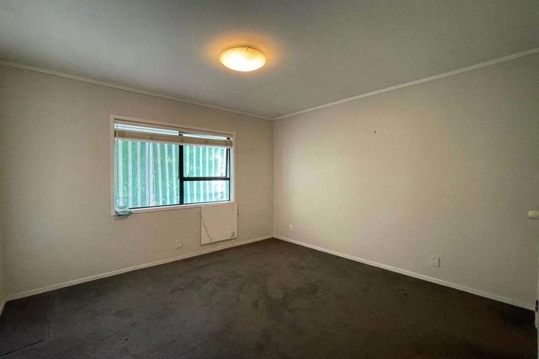 Photo of property in 11 Scarlock Avenue, Browns Bay, Auckland, 0630