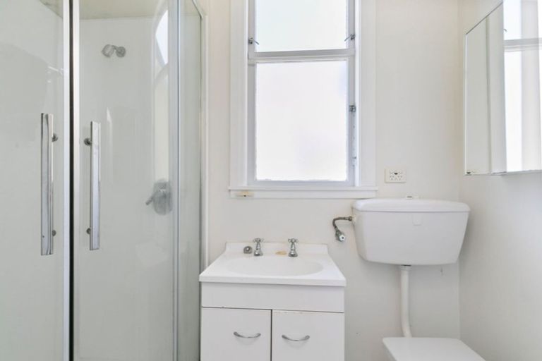 Photo of property in 12 Goring Street, Thorndon, Wellington, 6011