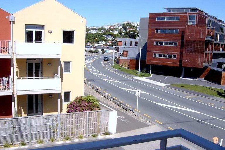 Photo of property in Marrakech Cafe, 86/305 Evans Bay Parade, Hataitai, Wellington, 6021