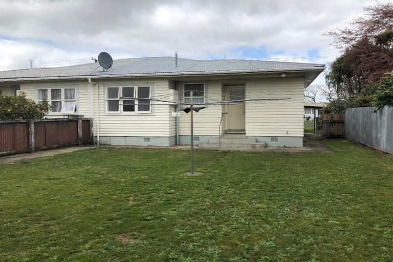 Photo of property in 104a Queen Street West, Levin, 5510