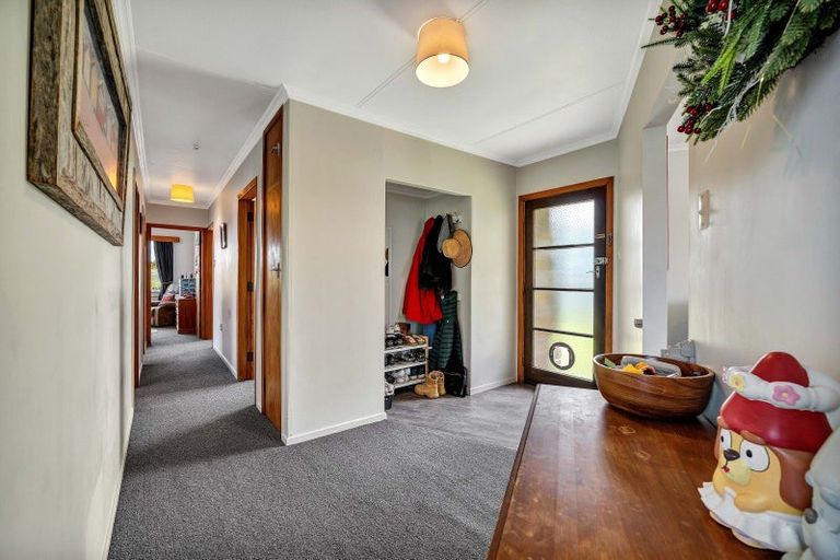 Photo of property in 100 Stanners Street, Eltham, 4322