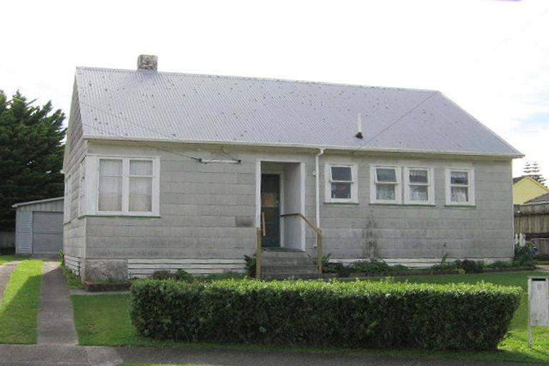 Photo of property in 9 Hooper Grove, Taita, Lower Hutt, 5011