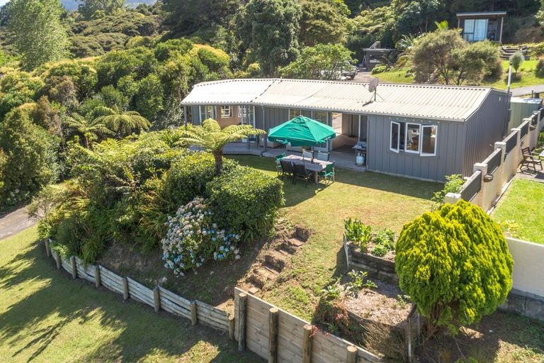 Photo of property in 9 James Street, Coromandel, 3506