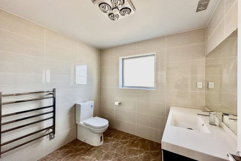 Photo of property in 33 Rohi Place, Flat Bush, Auckland, 2019