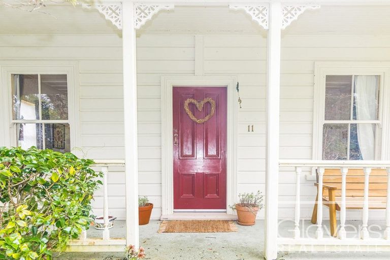 Photo of property in 11 Huia Road, Titirangi, Auckland, 0604