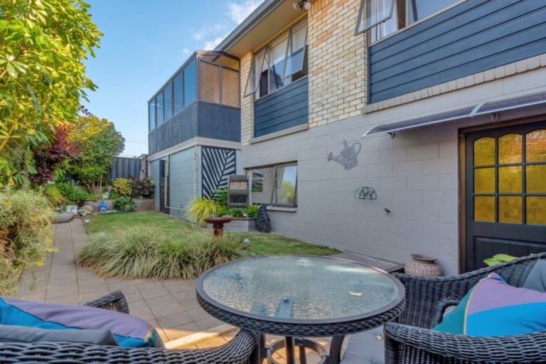 Photo of property in 2/33 Golf Road, Mount Maunganui, 3116