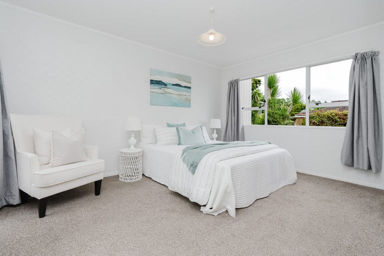 Photo of property in 2 Dorothy Place, Hillcrest, Hamilton, 3216