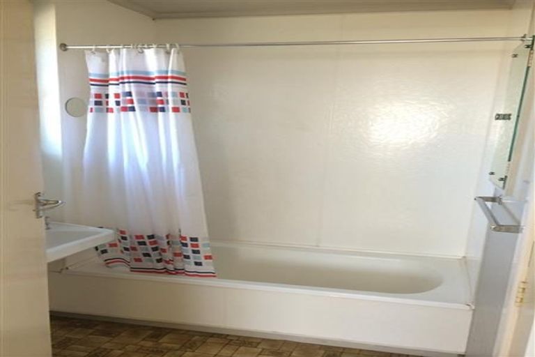 Photo of property in 3/10 Caxton Street, Onekawa, Napier, 4110