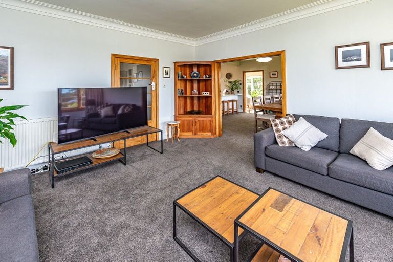 Photo of property in 2 Kent Road, Saint Johns Hill, Whanganui, 4501
