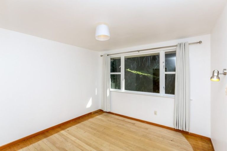 Photo of property in 11 Pembroke Street, Westown, New Plymouth, 4310