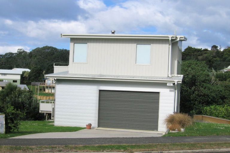 Photo of property in 203 Russell Bruce Place, Onemana, Whangamata, 3691
