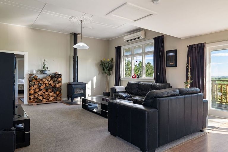 Photo of property in 101 Albert Road, Tokomaru, Palmerston North, 4474