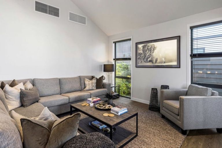 Photo of property in 13 Awatea Drive, Whitianga, 3510