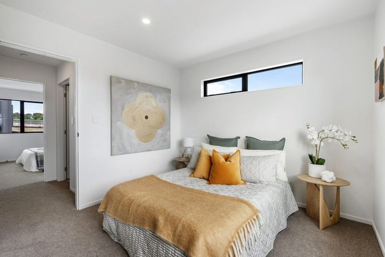 Photo of property in 11/10 Ngaroma House Drive, Hobsonville, Auckland, 0616