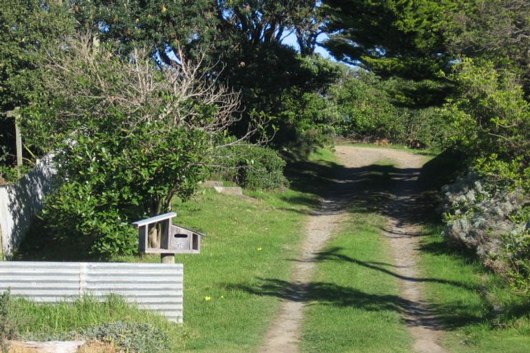 Photo of property in 15 Koromiko Street, Otaki Beach, Otaki, 5512
