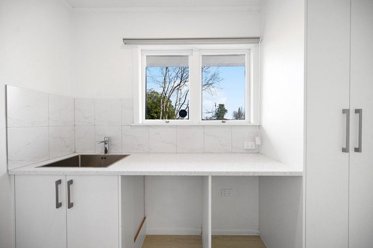 Photo of property in 23 Huia Avenue, Forest Lake, Hamilton, 3200