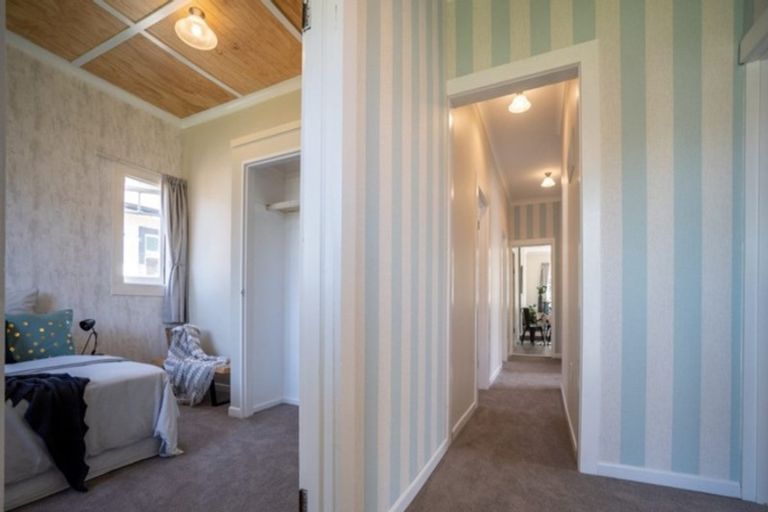 Photo of property in 32 Marne Street, Hokowhitu, Palmerston North, 4410