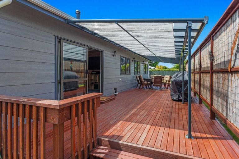 Photo of property in 8 Tawhara Place, Edgecumbe, 3120