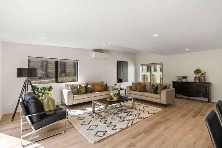 Photo of property in 5 Libby Lane, Howick, Auckland, 2010