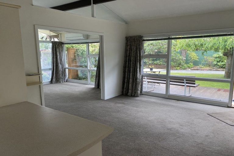 Photo of property in 22 Ramore Place, Redwood, Christchurch, 8051