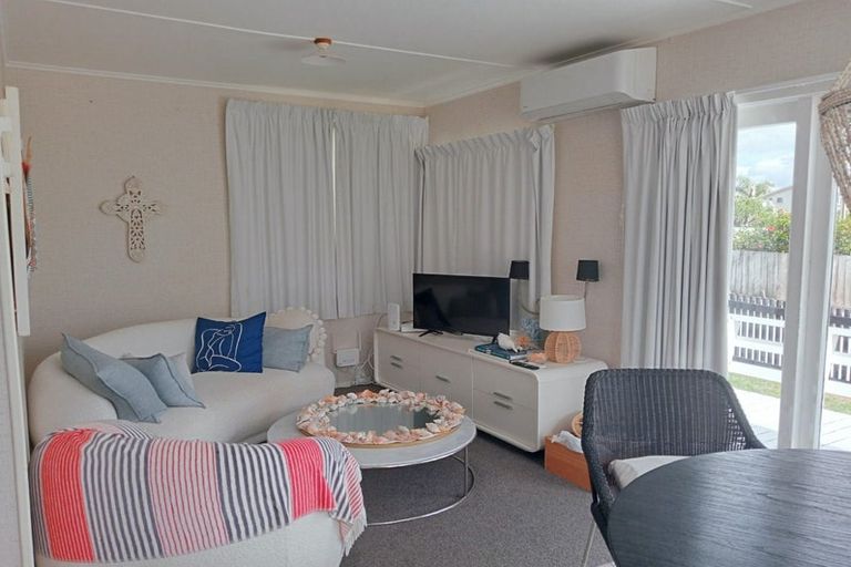 Photo of property in 259 Seaforth Road, Waihi Beach, 3611