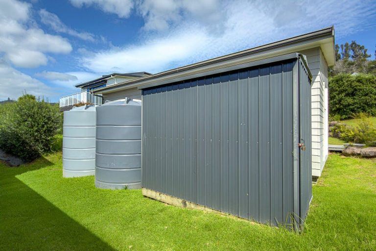 Photo of property in 5 Ross Place, Whiritoa, Whangamata, 3691