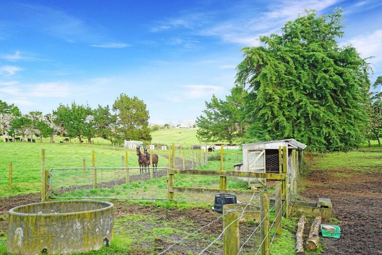 Photo of property in 721 Glenbrook Road, Kingseat, Pukekohe, 2679