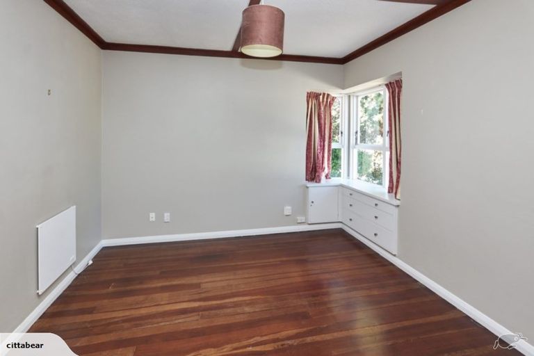 Photo of property in 40 Derwent Street, Island Bay, Wellington, 6023