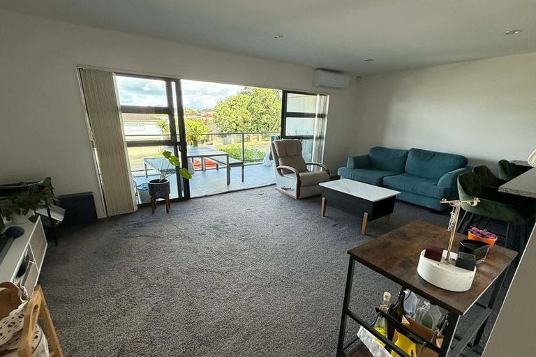 Photo of property in 4/79 Schnapper Rock Road, Schnapper Rock, Auckland, 0632