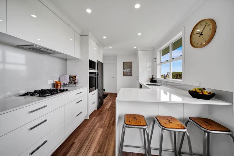 Photo of property in 435 Manawapou Road, Hawera, 4672