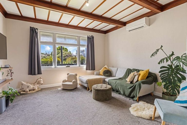 Photo of property in 42 King Street, Marton, 4710