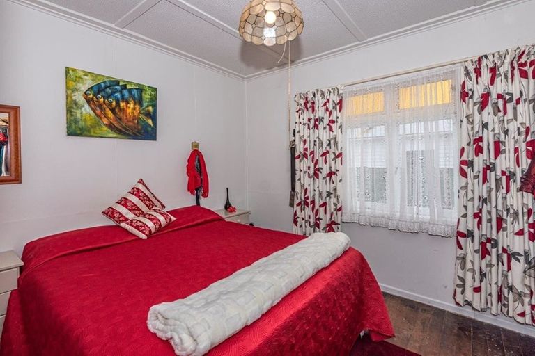 Photo of property in 59 Valley Road, Hikurangi, 0114