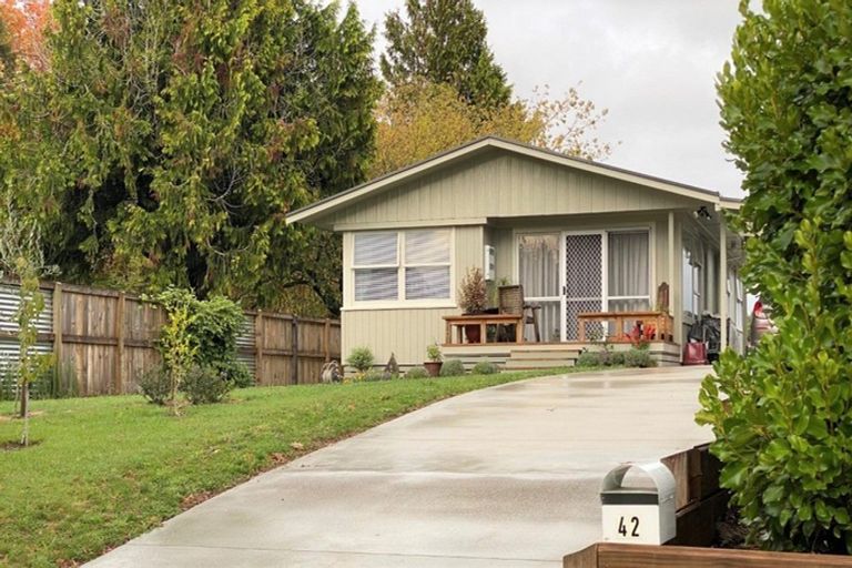 Photo of property in 42 Thompson Street, Tokoroa, 3420