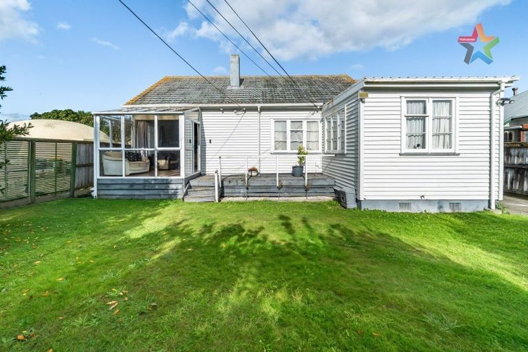 Photo of property in 38 Hall Crescent, Epuni, Lower Hutt, 5011