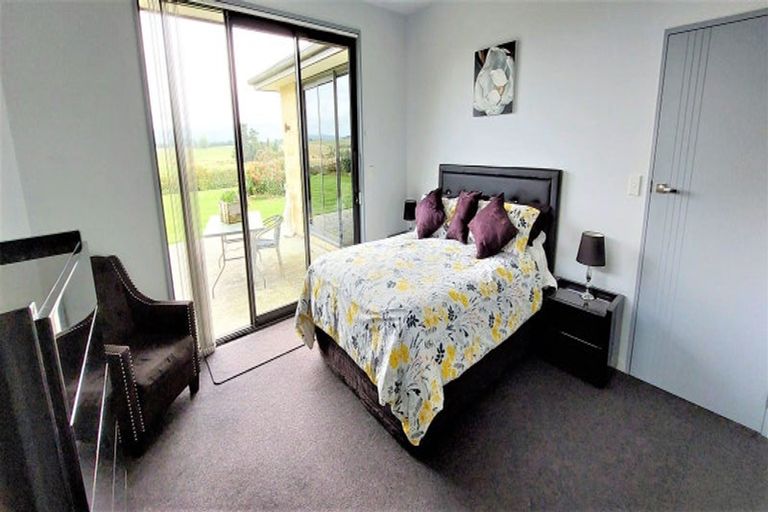 Photo of property in 200 Paterson Road, Waimumu, Gore, 9774