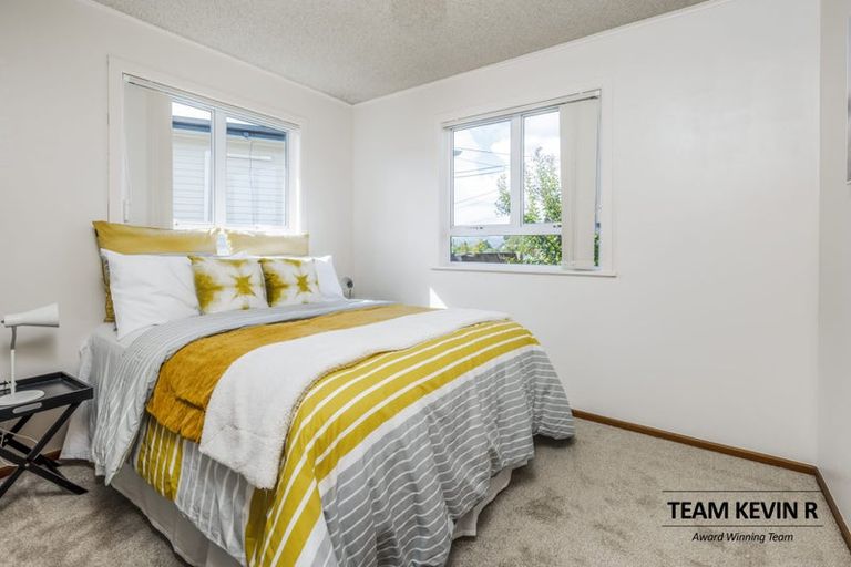 Photo of property in 21 Orchard Rise, Rosehill, Papakura, 2113