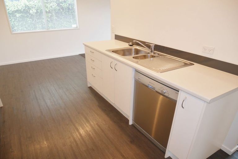 Photo of property in 11a Lyndon Street, Riccarton, Christchurch, 8011