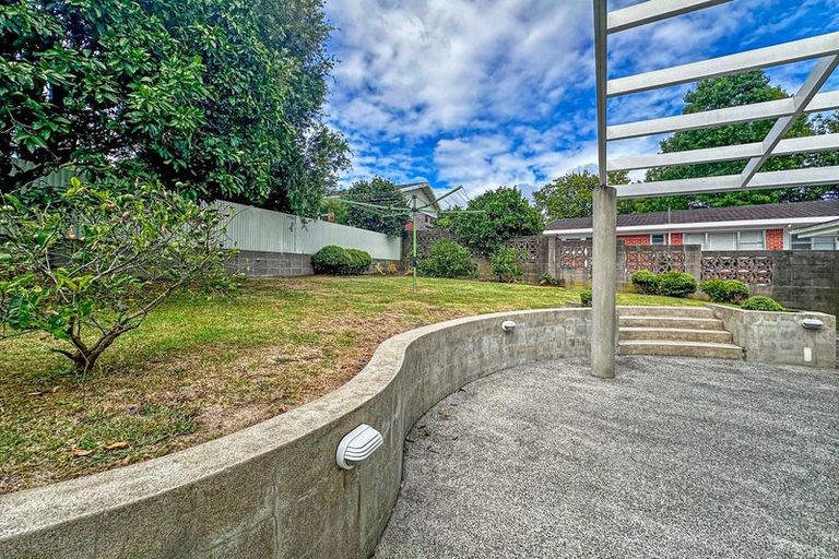 Photo of property in 3 Frank Place, Hillpark, Auckland, 2102