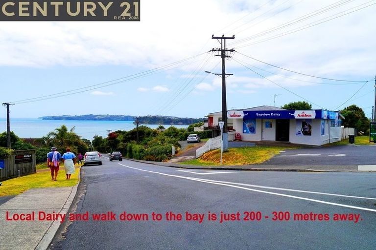 Photo of property in 15 Brookvale Park, Stanmore Bay, Whangaparaoa, 0932