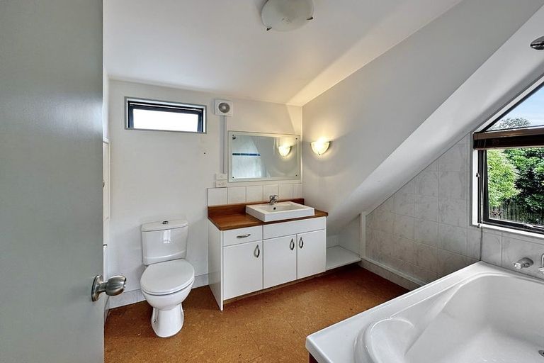 Photo of property in 1 The Esplanade, Eastern Beach, Auckland, 2012