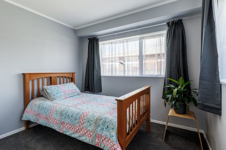 Photo of property in 62 Pomaria Road, Henderson, Auckland, 0610