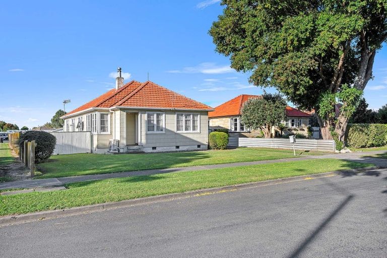 Photo of property in 96 Nuffield Avenue, Marewa, Napier, 4110
