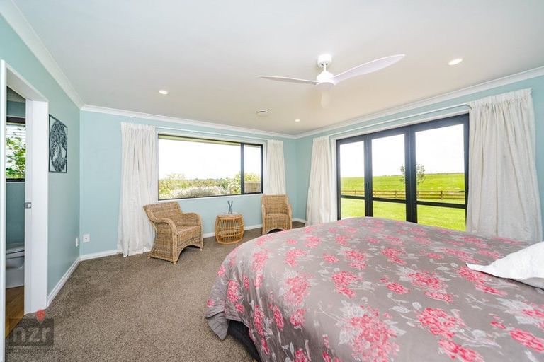 Photo of property in 180 Mount Stewart Halcombe Road, Sanson, Palmerston North, 4479