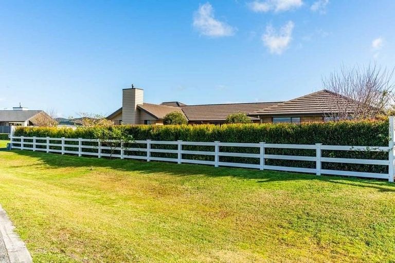 Photo of property in 8 Glen Wallace Road, Waipu, 0510